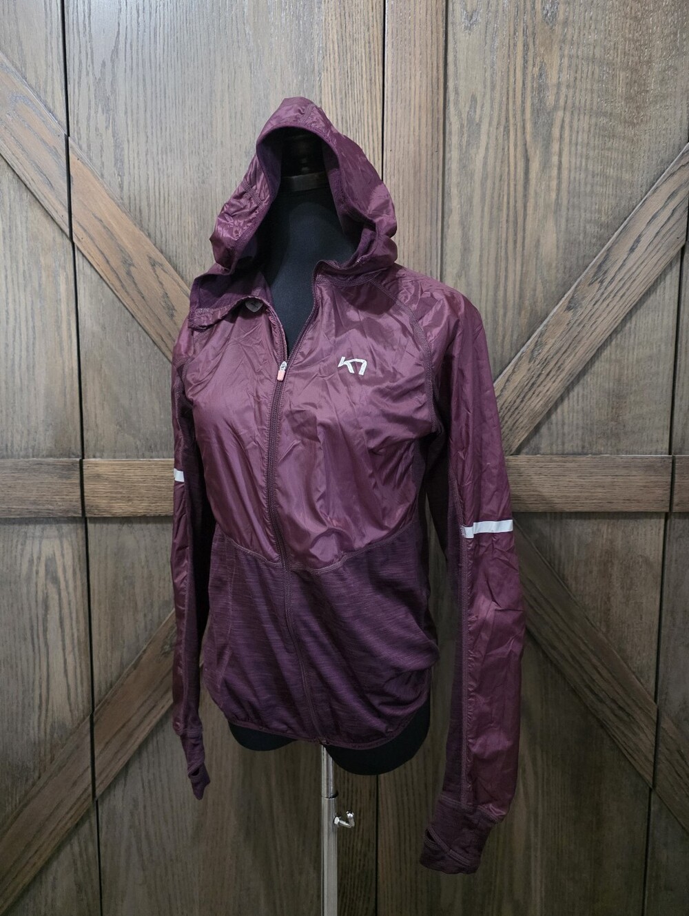 Kari Traa Women's Maroon Hooded Windbreaker Jacket